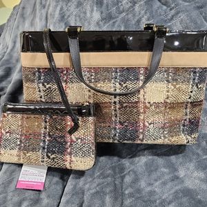 Burberry purse with wallet